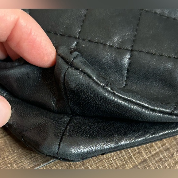 DKNY Black Leather Napa Quilted Crossbody Purse Pre-Owned Fair Condition - Picture 13 of 16